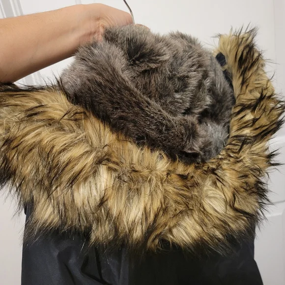 TNA winter coat - Picture 7 of 7